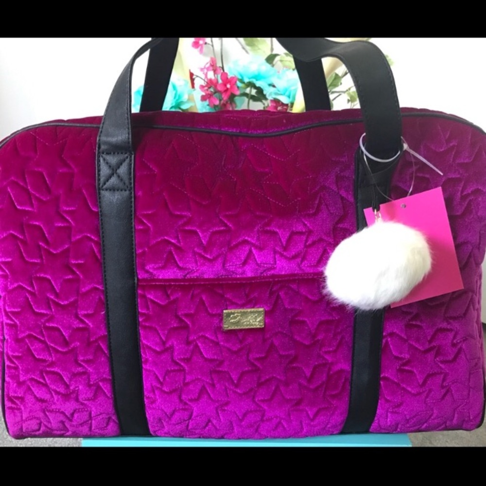 BRAND NEW Betsey Johnson weekender!!